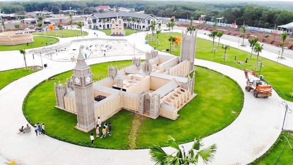 hang-ngan-khach-hang-da-tham-gia-du-le-mo-ban-cat-tuong-phu-hung-dot-6-va-qua-nua-da-moc-hau-bao